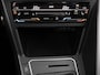 Volkswagen Polo 1.0 TSI R-Line 95PK Automaat (DSG) | Panorama dak | IQ Matrix led koplampen | Navigatie | Parkeercamera | Stoelverwarming | 17" LM velgen |