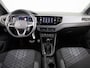 Volkswagen Polo 1.0 TSI R-Line 95PK Automaat (DSG) | Panorama dak | IQ Matrix led koplampen | Navigatie | Parkeercamera | Stoelverwarming | 17" LM velgen |