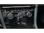 Volkswagen Golf 1.5 TSI 150pk DSG Highline Business R | LED Plus | Trekhaak | Camera