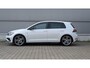 Volkswagen Golf 1.5 TSI 150pk DSG Highline Business R | LED Plus | Trekhaak | Camera