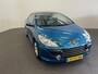 Peugeot 307 CC 1.6-16V Climate Control Cruise control Leder parkeersensoren Lm velgen apk tot 31-01-2026