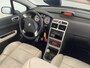Peugeot 307 CC 1.6-16V Climate Control Cruise control Leder parkeersensoren Lm velgen apk tot 31-01-2026
