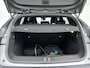 Renault Megane E-Tech EV60 220Pk Iconic | Harman Kardon | Stoel & Stuurwielverwarming | 360 Graden Camera's | Dodehoek Detectie | Leder Interieur | 20'' Lichtmetalen Velgen | Climate Control | Navigatie