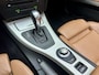 BMW 3-Serie Cabrio 335i High Executive *Origineel NL* Leder / M-sport stuur /  Xenon / Memory / Stoelverwarming / Keyless / Navigatie / Cruise Control / 18"LMV