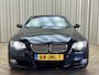 BMW 3-Serie Cabrio 335i High Executive *Origineel NL* Leder / M-sport stuur /  Xenon / Memory / Stoelverwarming / Keyless / Navigatie / Cruise Control / 18"LMV