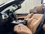 BMW 3-Serie Cabrio 335i High Executive *Origineel NL* Leder / M-sport stuur /  Xenon / Memory / Stoelverwarming / Keyless / Navigatie / Cruise Control / 18"LMV