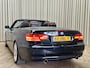 BMW 3-Serie Cabrio 335i High Executive *Origineel NL* Leder / M-sport stuur /  Xenon / Memory / Stoelverwarming / Keyless / Navigatie / Cruise Control / 18"LMV