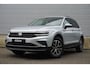Volkswagen Tiguan 1.4 TSI 245pk eHybrid Life | SoH 100% | Dodehoek Detectie | Elektrische Achterklep | Achteruitrijcamera