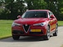 Alfa Romeo Stelvio 2.0 T AWD | Rosso Comp.8C | Trekh. | Flippers | All wheater | Camera