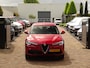 Alfa Romeo Stelvio 2.0 T AWD | Rosso Comp.8C | Trekh. | Flippers | All wheater | Camera