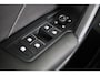 Volkswagen Tiguan 1.5 TSI R-Line Business 150 pk Automaat (DSG) | Verlengde garantie | Navigatie | Panoramadak | Elektr. trekhaak | Parkeersensoren (Park assist) | Achteruitrijcamera | Stoelverwarming |