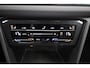 Volkswagen Tiguan 1.5 TSI R-Line Business 150 pk Automaat (DSG) | Verlengde garantie | Navigatie | Panoramadak | Elektr. trekhaak | Parkeersensoren (Park assist) | Achteruitrijcamera | Stoelverwarming |