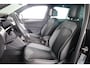Volkswagen Tiguan 1.5 TSI R-Line Business 150 pk Automaat (DSG) | Verlengde garantie | Navigatie | Panoramadak | Elektr. trekhaak | Parkeersensoren (Park assist) | Achteruitrijcamera | Stoelverwarming |