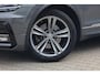 Volkswagen Tiguan 2.0 TSI 4Motion R-Line / PANO / TREKHAAK / CAMERA / CARPLAY