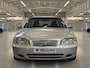 Volvo V70 2.5T Rijklaar+Garantie, Incl. BTW, Dealer onderhouden, leder interieur....