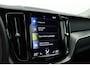 Volvo XC60 2.0 T6 Plug-in hybrid AWD Inscription | Pano-dak | Trekhaak | Head-up | H&K audio | 360 camera | Stuur+Stoelverw. + koeling |