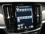 Volvo V90 T6 AWD Inscription Plug In Hybrid 340pk PHEV | Adaptive Cruise | Trekhaak af Fabriek | Head Up | Lederen Sportstoelen Memory | Harman Kardon | 360 Camera | BLIS | Pilot Assist | Stuurverwarming |