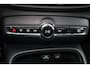 Volvo XC40 T4 Recharge Ultimate Dark - Panorama/schuifdak - IntelliSafe Assist & Surround - 360º Camera - Verwarmde voorstoelen & stuur - Parkeersensoren voor & achter - Elektr. bedienb. voorstoelen met geheugen links - Draadloze tel. lader - Extra getint glas - 19' LMV