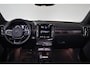 Volvo XC40 T4 Recharge Ultimate Dark - Panorama/schuifdak - IntelliSafe Assist & Surround - 360º Camera - Verwarmde voorstoelen & stuur - Parkeersensoren voor & achter - Elektr. bedienb. voorstoelen met geheugen links - Draadloze tel. lader - Extra getint glas - 19' LMV