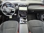 Hyundai Tucson 1.6 T-GDI HEV N Line Sky Automaat / Trekhaak vast / Trekgewicht 1.650 kg / Glazen schuif- en kanteldak / Stoelventilatie / Stuur-, stoel- en achterbankverwarming / Navi / Apple Carplay Android /