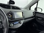 Toyota Yaris 1.5 Hybrid Dynamic | Navigatie | Armsteun | Parkeercamera |