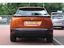 Peugeot e-2008 EV 50kWh *Active* | 3 Fase | Carplay | Cruise & Climate Control | PDC | Navigatie | Bluetooth | Leuk! |