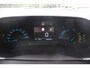 Peugeot e-2008 EV 50kWh *Active* | 3 Fase | Carplay | Cruise & Climate Control | PDC | Navigatie | Bluetooth | Leuk! |