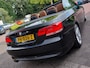 BMW 3-Serie Cabrio 330i 272pk Steptronic High Executive | Youngtimer | Bi-Xenon | Leder+Verwarmd+Elek.Verstel | Clima | Cruise | Pdc V+A | Licht+Regensensor | Mistlampen | 18''lm
