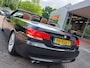 BMW 3-Serie Cabrio 330i 272pk Steptronic High Executive | Youngtimer | Bi-Xenon | Leder+Verwarmd+Elek.Verstel | Clima | Cruise | Pdc V+A | Licht+Regensensor | Mistlampen | 18''lm