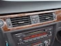 BMW 3-Serie Cabrio 330i 272pk Steptronic High Executive | Youngtimer | Bi-Xenon | Leder+Verwarmd+Elek.Verstel | Clima | Cruise | Pdc V+A | Licht+Regensensor | Mistlampen | 18''lm