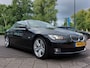 BMW 3-Serie Cabrio 330i 272pk Steptronic High Executive | Youngtimer | Bi-Xenon | Leder+Verwarmd+Elek.Verstel | Clima | Cruise | Pdc V+A | Licht+Regensensor | Mistlampen | 18''lm