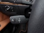 BMW 3-Serie Cabrio 330i 272pk Steptronic High Executive | Youngtimer | Bi-Xenon | Leder+Verwarmd+Elek.Verstel | Clima | Cruise | Pdc V+A | Licht+Regensensor | Mistlampen | 18''lm