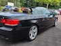 BMW 3-Serie Cabrio 330i 272pk Steptronic High Executive | Youngtimer | Bi-Xenon | Leder+Verwarmd+Elek.Verstel | Clima | Cruise | Pdc V+A | Licht+Regensensor | Mistlampen | 18''lm
