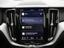 Volvo XC60 T6 350PK Plug-in Hybrid AWD Plus Dark | Luchtvering | 360 Camera | Harman/Kardon | 21'' | Panoramadak | Trekhaak |