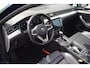 Volkswagen Passat Variant 1.5 TSI Elegance Business R. Panoramadak, Lederen bekleding, Trekhaak.