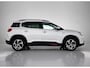 Citroën C5 Aircross SUV C-Series 130 pk | Navigatie | Achteruitrijcamera | Parkeersensoren Voor en Achter | Verwarmde Comfortstoelen | LED Koplampen | Keyless Entry/Start | Dodehoek Detectie | Adaptieve Cruise Control | 18" Lichtmetalen Velgen | Apple Carplay/Android Auto |