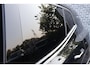 Volvo EX30 Single Motor Extended Range Plus 69 kWh | Extra getint glas | Adaptieve cruise control | Stoelverwarming + Stuurverwarming | Dodehoek detectie | achteruitrijcamera | Dak in Contrastkleur |