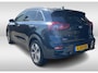 Kia e-Niro ExecutiveLine 64 kWh / SOH 100% / Camera / Leder / Keyless / Stoelventilatie / Navigatie / Dodehoek / DAB / Cruise Control