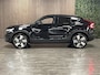 Volvo C40 Single Motor Extended Range Plus | Trekhaak | All Season banden | Adaptieve Cruise Control | Stoel en Stuurwielverwarming | 20 Inch | Pilot Assist | BLIS Dode Hoek Detectie | Parkeercamera | Google Infotainment | Textiel City Canvas bekleding | Zitting ve