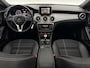 Mercedes-Benz CLA 180 Ambition Pano LED Airco Cruise Navi PDC 18''LMV