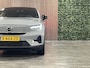 Volvo C40 Single Motor Extended Range Plus | All Season banden | Adaptieve Cruise Control | Stoel en Stuurwielverwarming | 20 Inch | Pilot Assist | BLIS Dode Hoek Detectie | Parkeercamera | Google Infotainment | Textiel City Canvas bekleding | Zitting verlenging vo