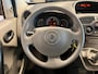 Renault Kangoo Rolstoelauto Luchtvering 3+1 - Rolstoel geschikt