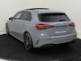 Mercedes-Benz A-klasse 180 Business Solution AMG AMG Line Plus - Premium Plus - Carplay - 19 Inch - Alpinegrijs