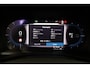 Volvo XC40 Recharge Twin Plus 82 kWh - IntelliSafe Assist & Surround - Parkeercamera achter - Parkeersensoren voor & achter - Elektr. bedienb. bestuurdersstoel met geheugen - Draadloze tel. lader - Warmtepomp - Extra getint glas - Elektr. inklapbare trekhaak - 19' LMV