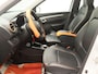 Dacia Spring Comfort Plus met Orange Pack 27 kWh | Navigatie met Apple CarPlay & Android Auto | CCS snellader |  Parkeersensoren achter met optische en sonische  weergave | Achteruitrijcamera