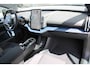Volvo EX30 Extended Range Plus 69 kWh | Stoel & stuurverwarming | Camera | El. achterklep | Adapt. Cruise