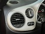 Volkswagen Beetle Cabriolet 1.4 TSI Sport R-Line | Navi | Clima | Cruise | Leder | Camera | Windscherm |