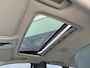 Volvo V50 2.0 Edition II 18" licht metalen| lederen bekleding | Schuif/kantel dak | Parkeersensoren achter | trekhaak | Bi- xenon koplampen | Roof rails | verwarmde voorstoelen |