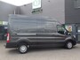 Ford Transit 350 2.0 TDCI L3H3 Trend Automaat, 3 Zitter, Navigatie, Achteruitrijcamera, Schuifdeur rechts,  Airco, Cruise controle, Pdc V/A, Trekhaak, 130pk!! 3 maanden garantie op motor en versnellingsbak.