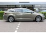 Toyota Corolla Touring Sports 1.8 Hybrid Business Plus | Rijklaar | Stoelverwarming | Apple/Android | Clima | DAB+ | Camera | Navi | Cruise